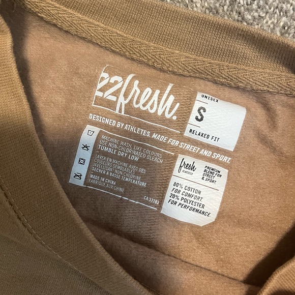 Fresh brand sweatshirt. - Picture 2 of 2